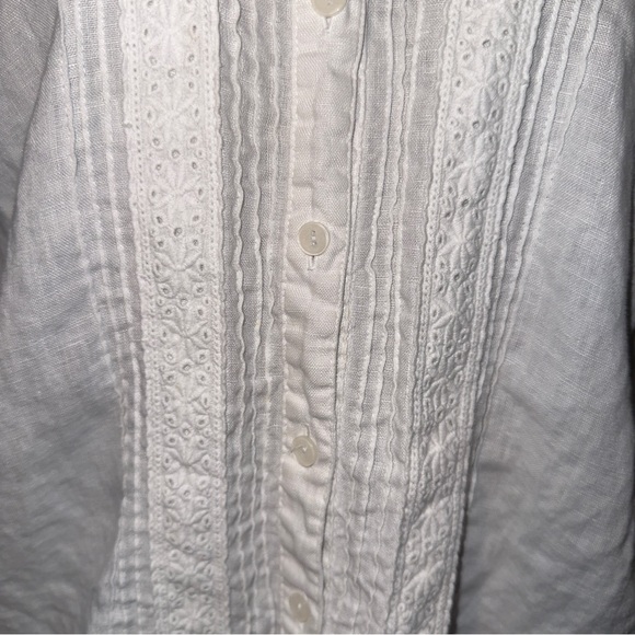 JM Collection White LINEN  Blouse w/ eyelet embroidery, button up long sleeve 14 - Picture 4 of 13